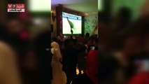 عريس يتابع مباراة المنتخب فى حفل زفافه ويرقص على أغنية بشرة خير