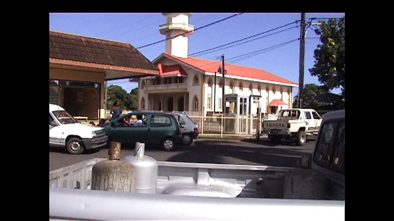 surf beach tahiti 2001