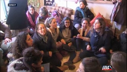 Entre larmes et affrontements, l'implantation d'Amona se vide
