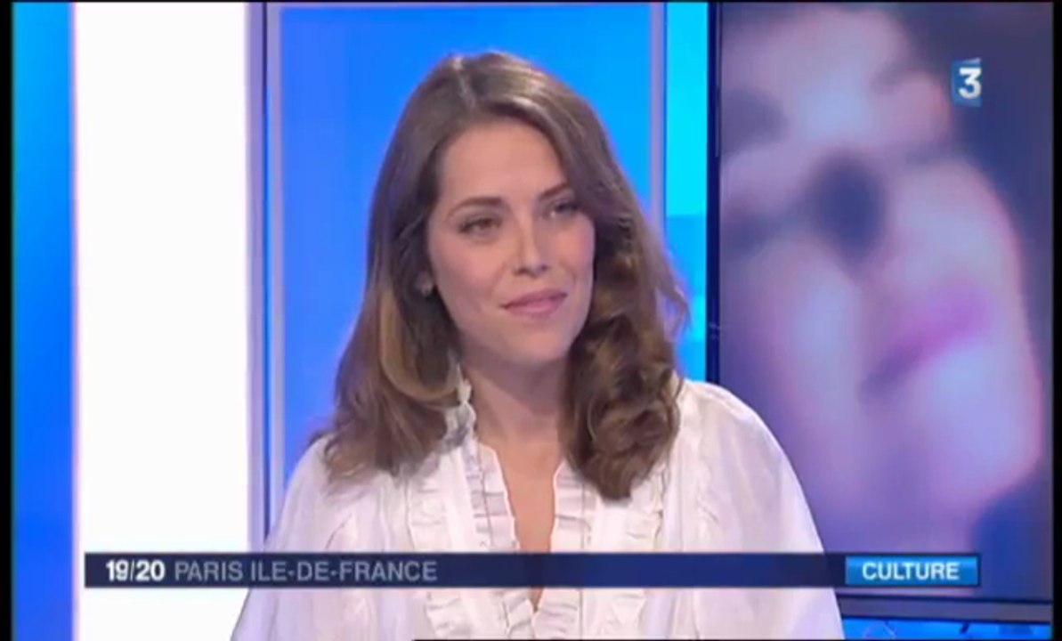 Emma Daumas (EP Vivante, roman Supernova) _ interview (19/20 FRANCE 3)