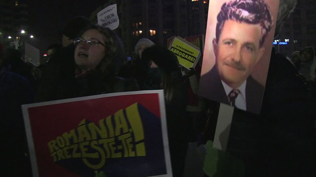 Roumanie: manifestations géantes contre le gouvernement