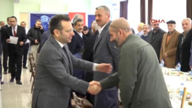 Diyarbakır Valisi Aksoy, Kanaat Önderleriyle Yemekte Görüştü