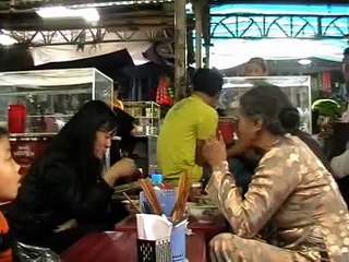 TÂN HỒNG THÁI THĂM QUAN HUẾ MIỀN TRUNG 2