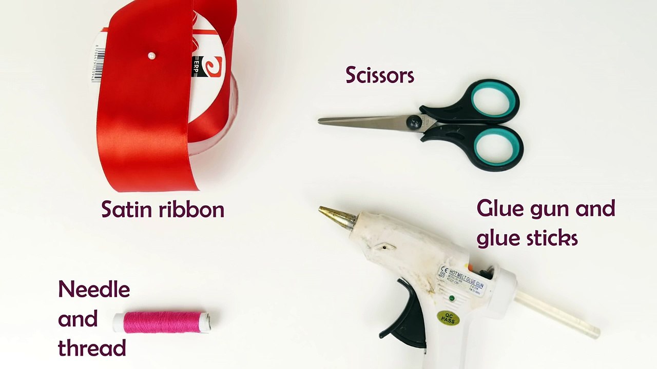 How to make a bow I Easy ribbon bow tutorial I Diy-cZQpf5bjlAQ