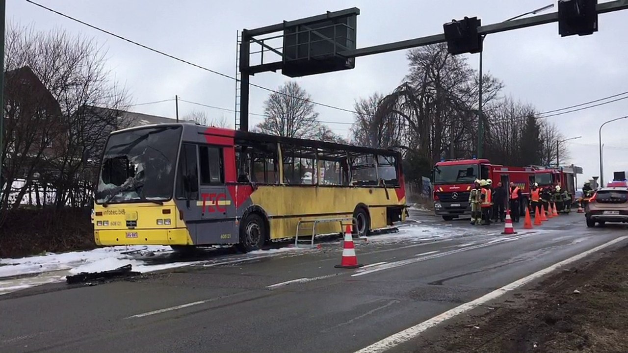 Francorchamps: incendie d'un bus