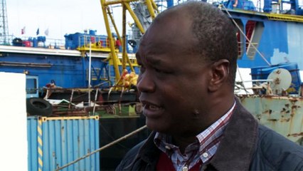 União Europeia "cria muros políticos" para lidar com asilo