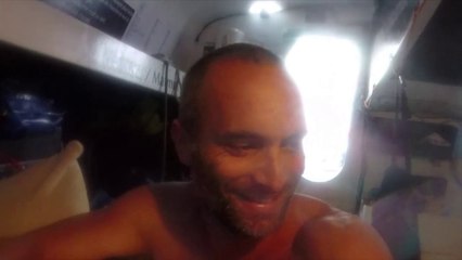 J89 : Fabrice Amedeo de retour dans l'hémisphère Nord / Vendée Globe