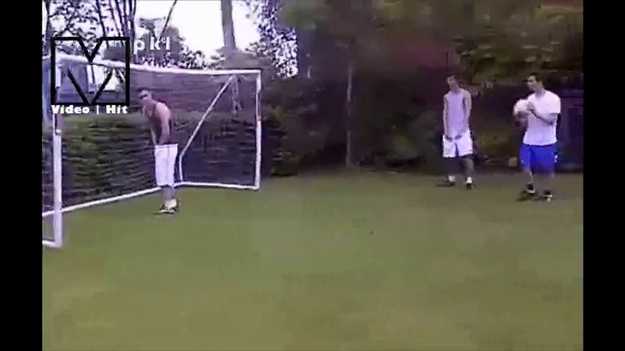 Tek Topla İki Kuş Vurmak