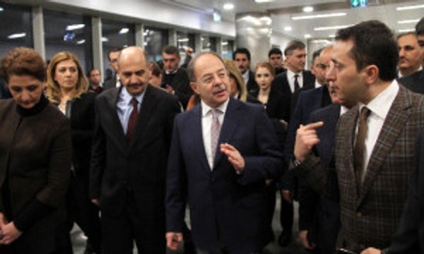 Sağlık Bakanı Akdağ, Mersin Şehir Hastanesini Gazetecilerle Gezdi