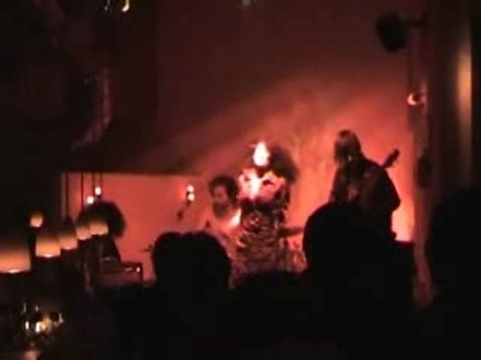 Meral5 L1ve in Köln  ....