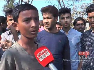 শিক্ষার্থীদের 'মানবসেতু' বানিয়ে হেঁটে যাওয়ার ঘটনায় তীব্র প্রতিক্রিয়া