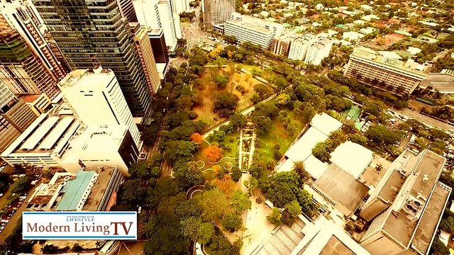 Stephanie shows us how to keep table settings creative