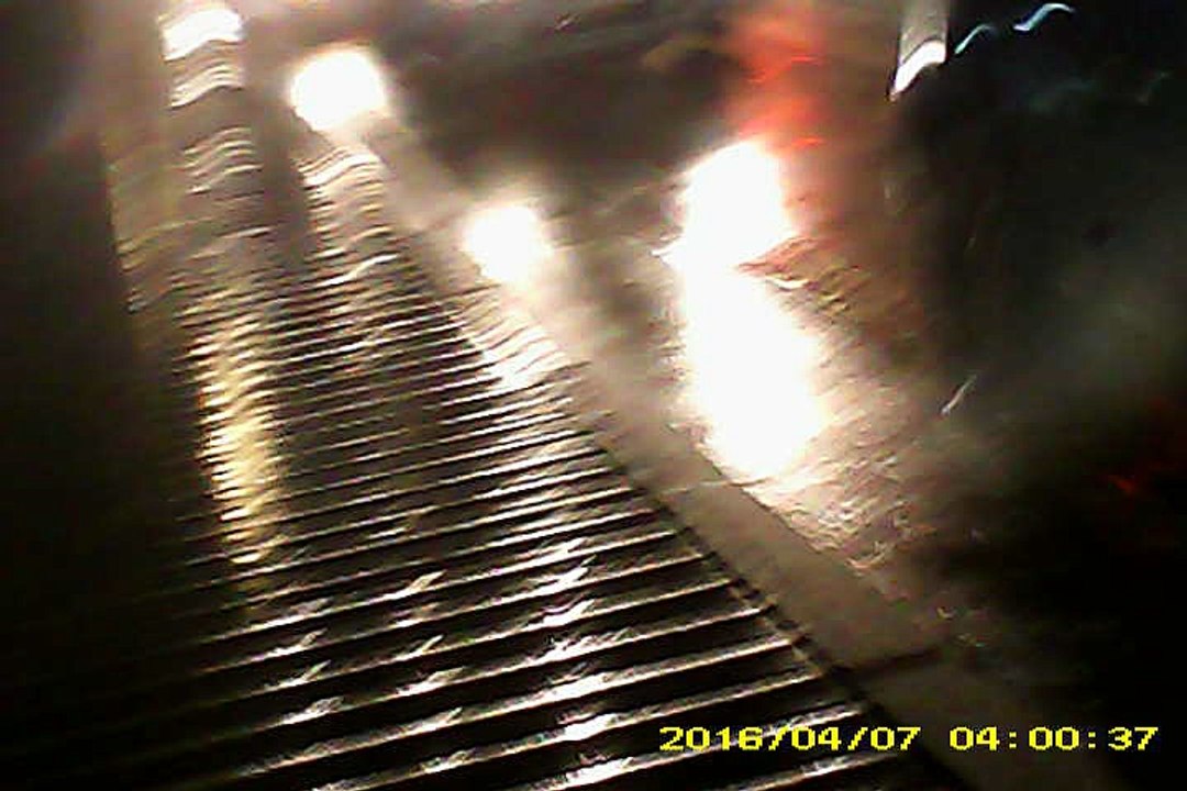 03/02/17 : Passage du pont de Recouvrance dans la tempête Kurt.