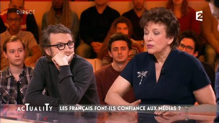 Roselyne Bachelot s'en prend aux journalistes qui "courent après le sensationnalisme" - Regardez