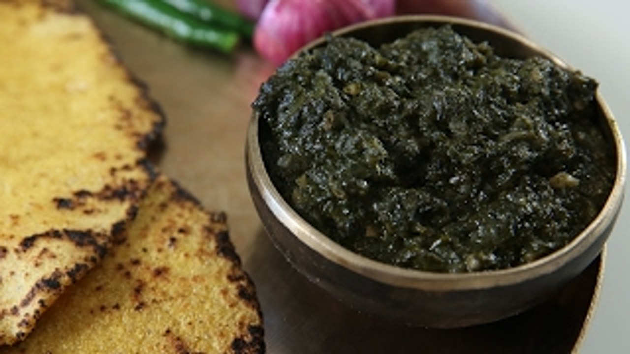 Sarson Ka Saag Aur Makki Ki Roti - Authentic Pu...