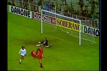 Download Video: 10.11.1988 - 1988-1989 European Champion Clubs' Cup 2nd Round 2nd Leg Real Madrid 3-2 Gornik Zabrze