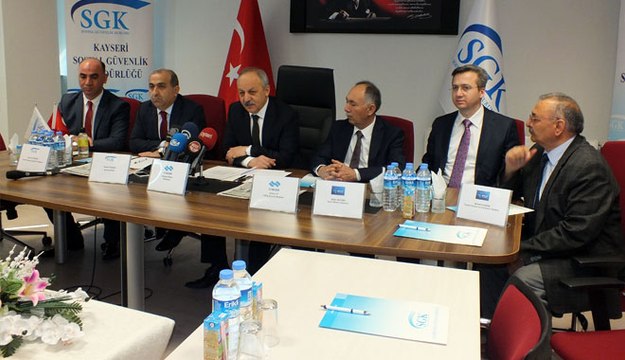 MÜSTEŞAR AHMET ERDEM: “AKTİF SİGORTALI SAYISI 15 YILDA 20 MİLYONA ULAŞTI”