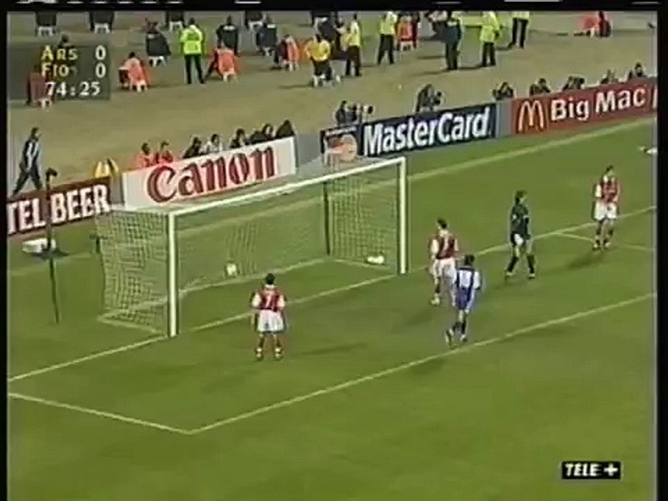 27.10.1999 - 1999-2000 UEFA Champions League Group B Matchday 5 Arsenal 0-1 ACF Fiorentina