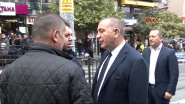 Gürsel Tekin Kadıköy'de Beyaz Eşya Satan Esnafı Ziyaret Etti