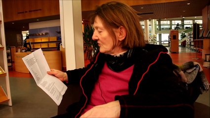 Monique Maitte lit un poème : "Je marche"
