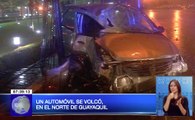 Un automóvil se volcó en el norte de Guayaquil