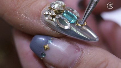This Manicure Takes 3 Hours To Perfect
