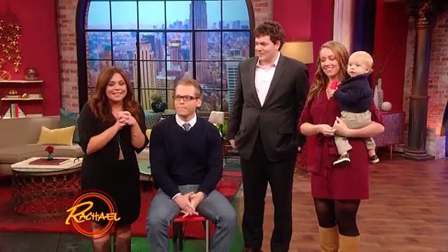 Quand des lunettes particulières permettent à un non-voyant de voir sa femme et son bébé (c’est hallucinant !)