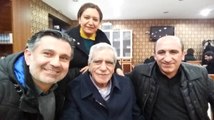 Ahmet Türk Tahliye Sonrası Arkadaşlarıyla Restorana Gitti