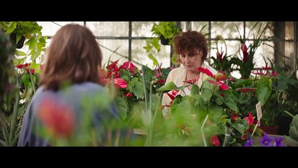 DE PLUS BELLE (Florence Foresti, 2017) - Bande Annonce