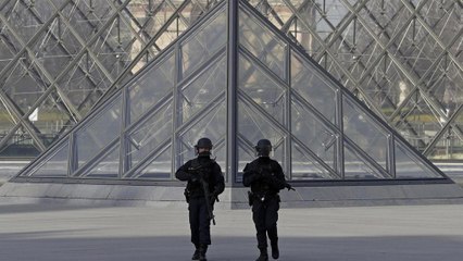 El sospechoso del ataque a las puertas del Louvre sería un egipcio llegado a Francia a finales de enero
