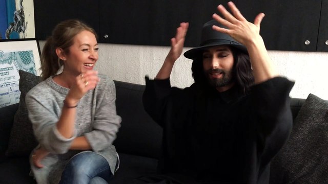 Interview mit Conchita Wurst kurz vor Beginn des 12. SemperOpernballs in Dresden