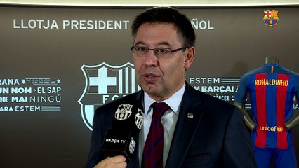 Bartomeu: “We are very happy because Ronaldinho is coming back home”
