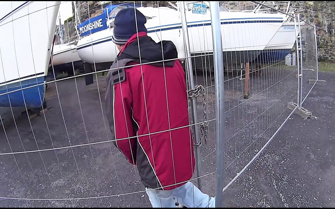 Pound land Tommy Walsh Heavy Duty Scraper £1 Hull Cleaning 9 min Second Chance Sailing style WHO WINS