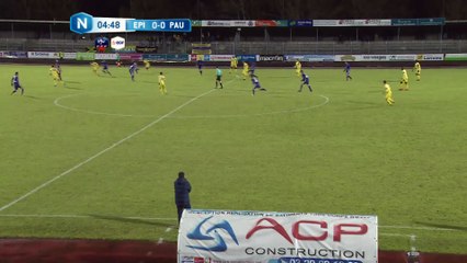 Frappe au-dessus de Sakhi