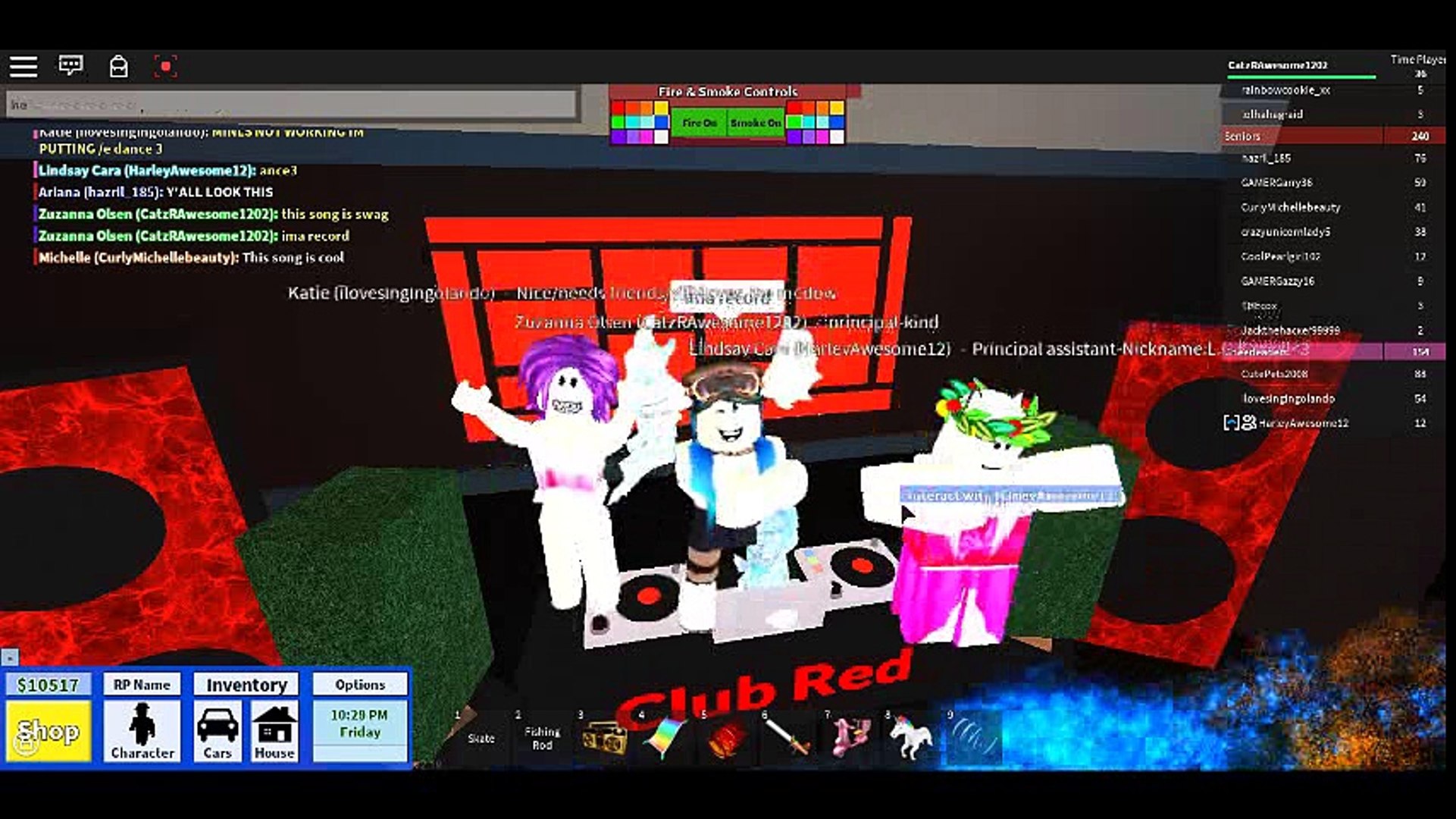 ⁣PARTY AT ROBLOX! :) =^._.^=