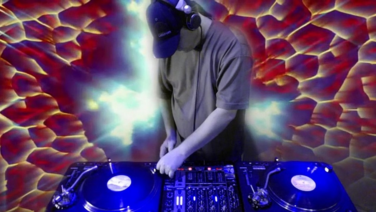 SET NO VINIL TRIBAL VOLUME 1 DJ JOHNE O DJ ATOMICO