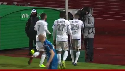 Chamois Niort 0-1 Bourg-en-Bresse 03-02-2017