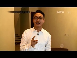 Barli Asmara menunjukkan rumah barunya