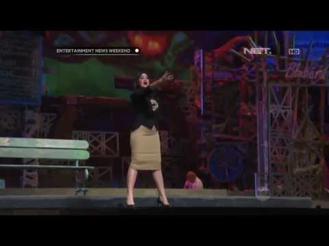 Persiapan Cornelia Agatha untuk pentas di Teater Koma