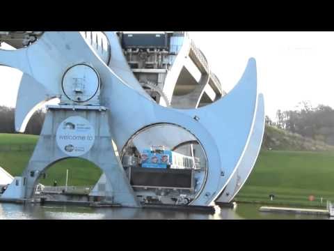 NET17 - Lift Unik untuk memindahkan kapal laut