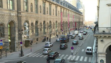 Autor de ataque con machete en Louvre podría ser egipcio