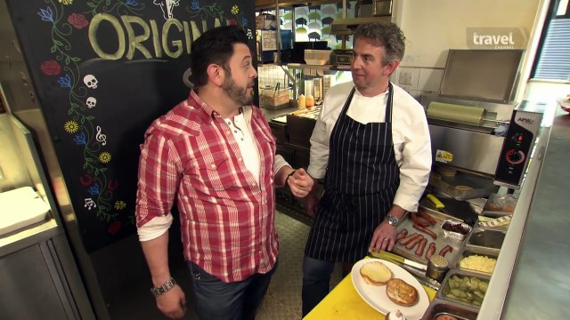 “Secret Eats with Adam Richman” – Adam Finds a Limited Brunch Burger in a London BBQ Restaurant-bxaIRFSNWAw