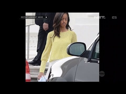Malia Obama mengisi waktu liburnya dengan bekerja
