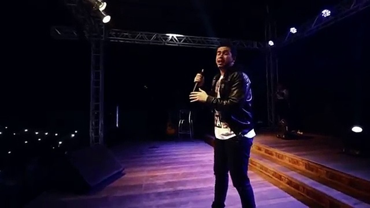 PARÓDIA ESCREVE AI - LUAN SANTANA (Dias das mães) Whindersson Nunes e Bryan Fritz