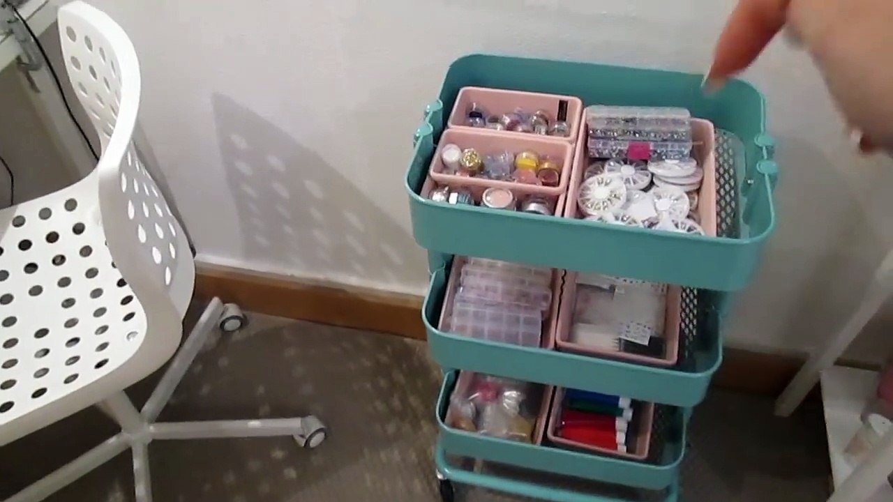 Tour de ma Table de Travail pour Faux Ongles - 2017 _ Melissa Easy Nails-O3_LGxKOw2w