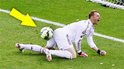 Top 10 Funny Worst Goalkeeper Mistakes