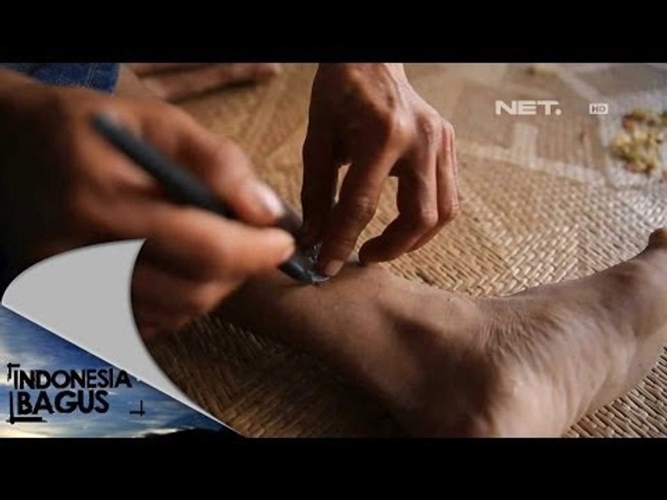 NET17 - Tradisi membuat tatto suku Dayak Iban