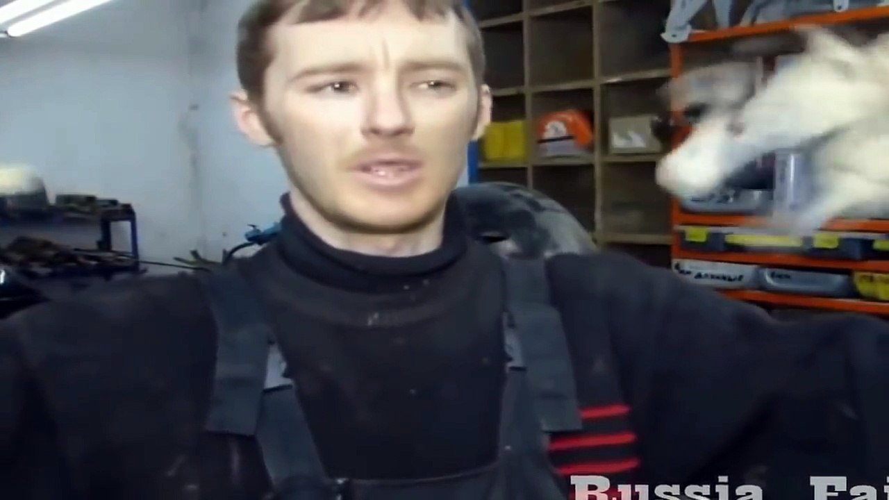 Почему китайцев так много? Да они резину делать не умеют