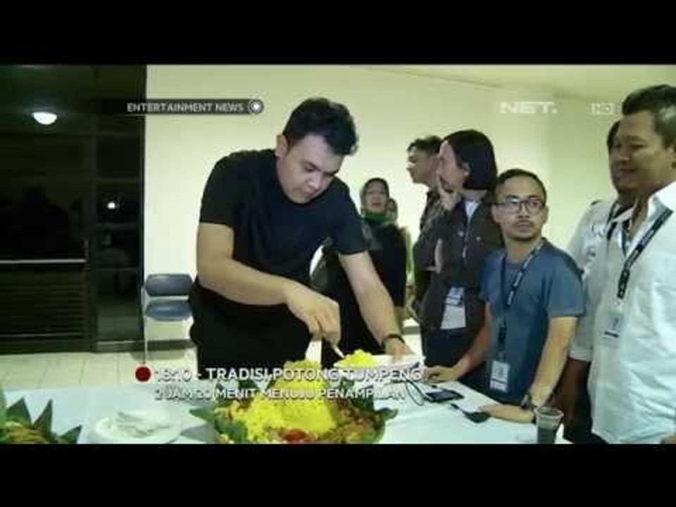 Behind the scene konser Tulus