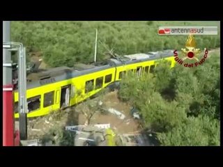 TGSRVfeb03 salvo bambino medaglia pompiere